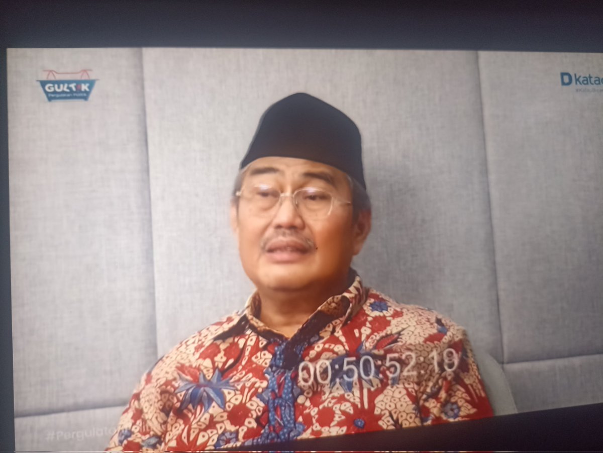 Muhamma08791235's tweet photo. Yang dari kemarin nyalahin Pak Jkw cawe". Bahkan MKMK pun mengatakan tidak ada indikasi satupun bahwa Jokowi ikut intervensi Anwar Usman. Jimly mengatakan, itu hanya tafsir"saja dari masyarakat yang takut kalah. 

#HakAngket https://t.co/Blmfp0aUTO