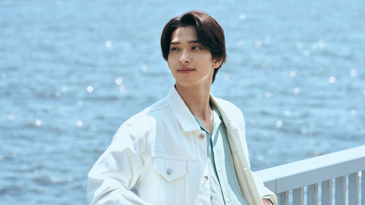 oricon's tweet photo. 横浜流星《猫派or犬派》究極の2択
愛犬キラくんに「怒られてしまう」💦
https://t.co/b2o7bmuFDR

役柄でトレーニング方法変更
https://t.co/vHABgCsd2W

『LIVIO』新CMは2/23より公開
https://t.co/eR6whUOTCb

#横浜流星 #LIVIO #リビオ #CM https://t.co/hrog4TvpJI