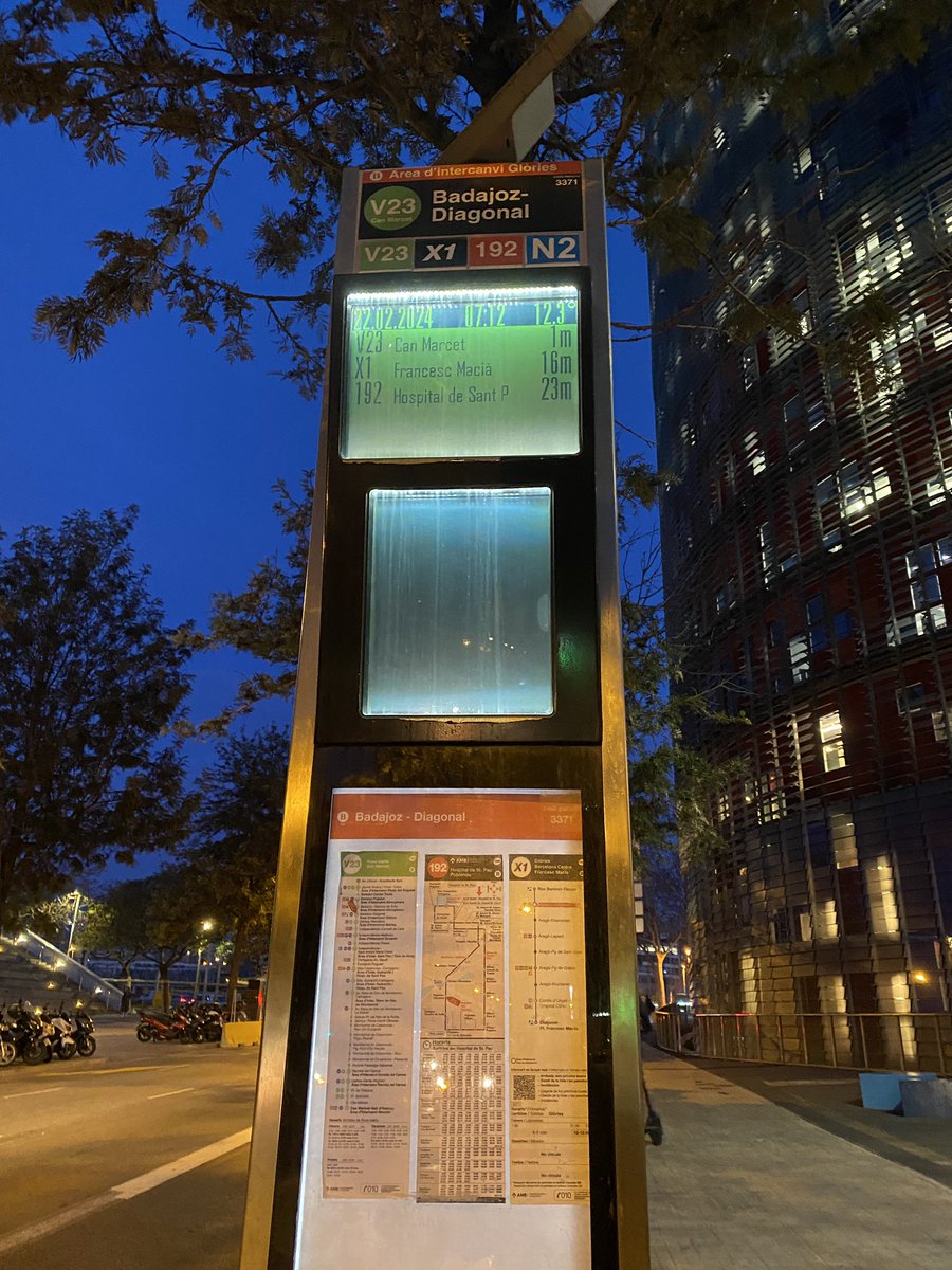 MadyMartinezV's tweet photo. @TMBinfo Hay problemas con la X1? Me extraña el largo tiempo de espera.. https://t.co/BtlRL6mhCw