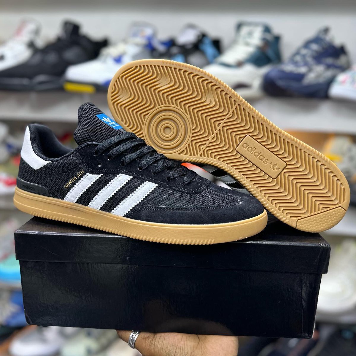 KING VIATU STORE tweet media