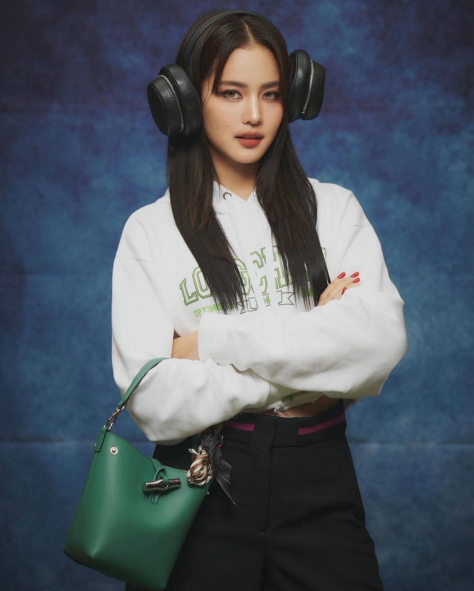 tb_entofficial's tweet photo. โบว์ เ��ลดา ร่วมงานเปิดตัว Longchamp University SS24 

#LongchampUniversity
#LongchampSS24
#bowmaylada 
#tbentertainment https://t.co/zuJCuwmFsR
