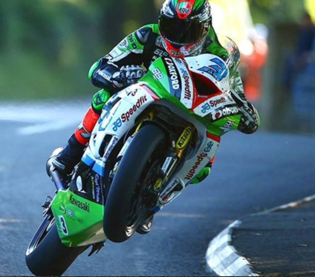 ADE 😎🏍🏁🇮🇲. tweet media