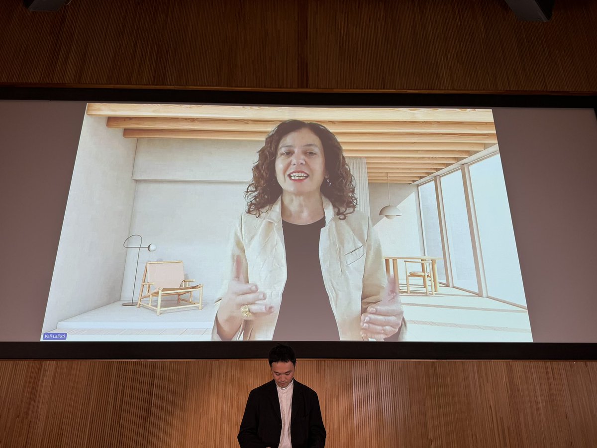 cfi_utokyo's tweet photo. Creative Computing Institute, University of Arts London (UK)の
Lali Lalioti教授から祝辞を頂きました。
#CreativeFuturists https://t.co/LcuV9rZziv