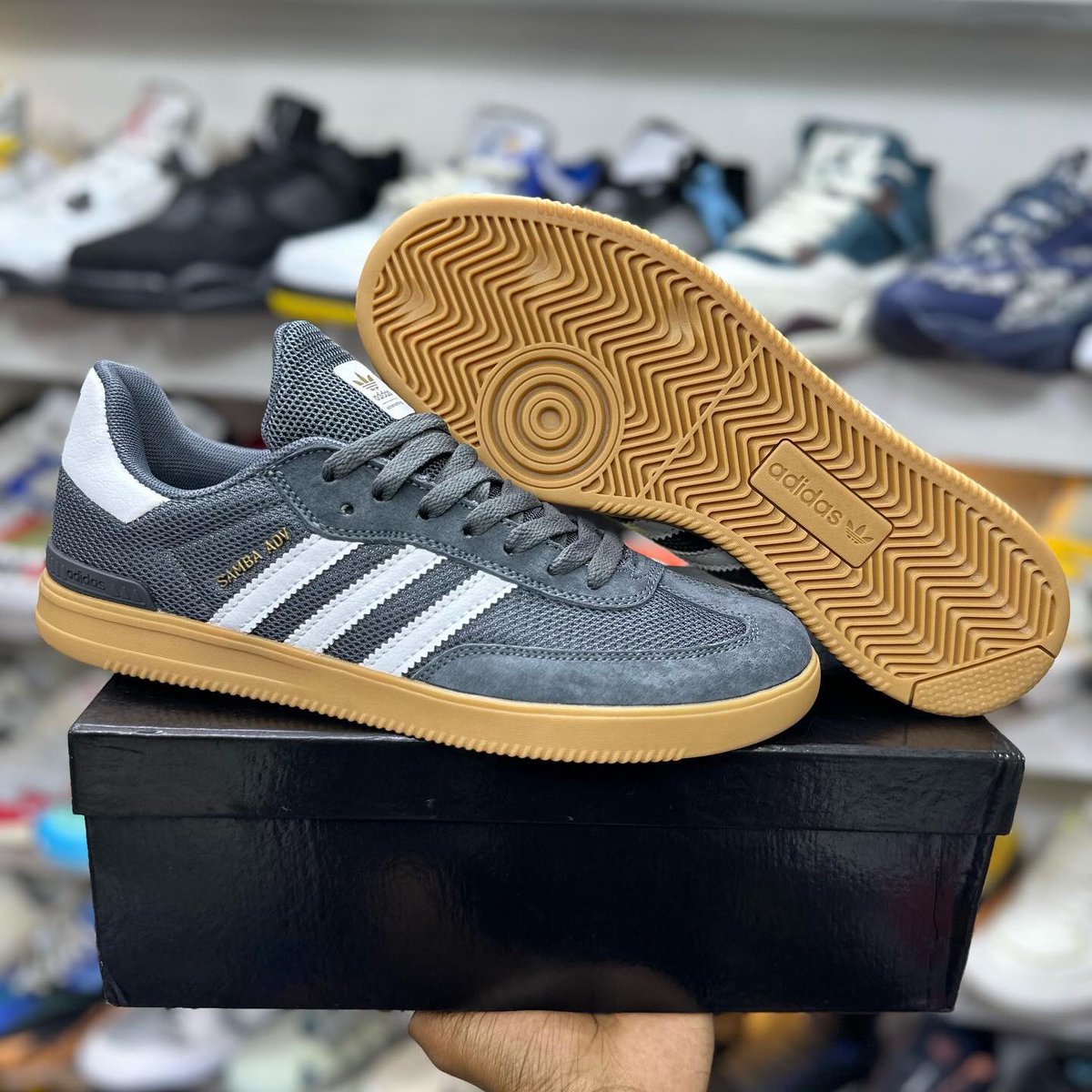 KING VIATU STORE tweet media