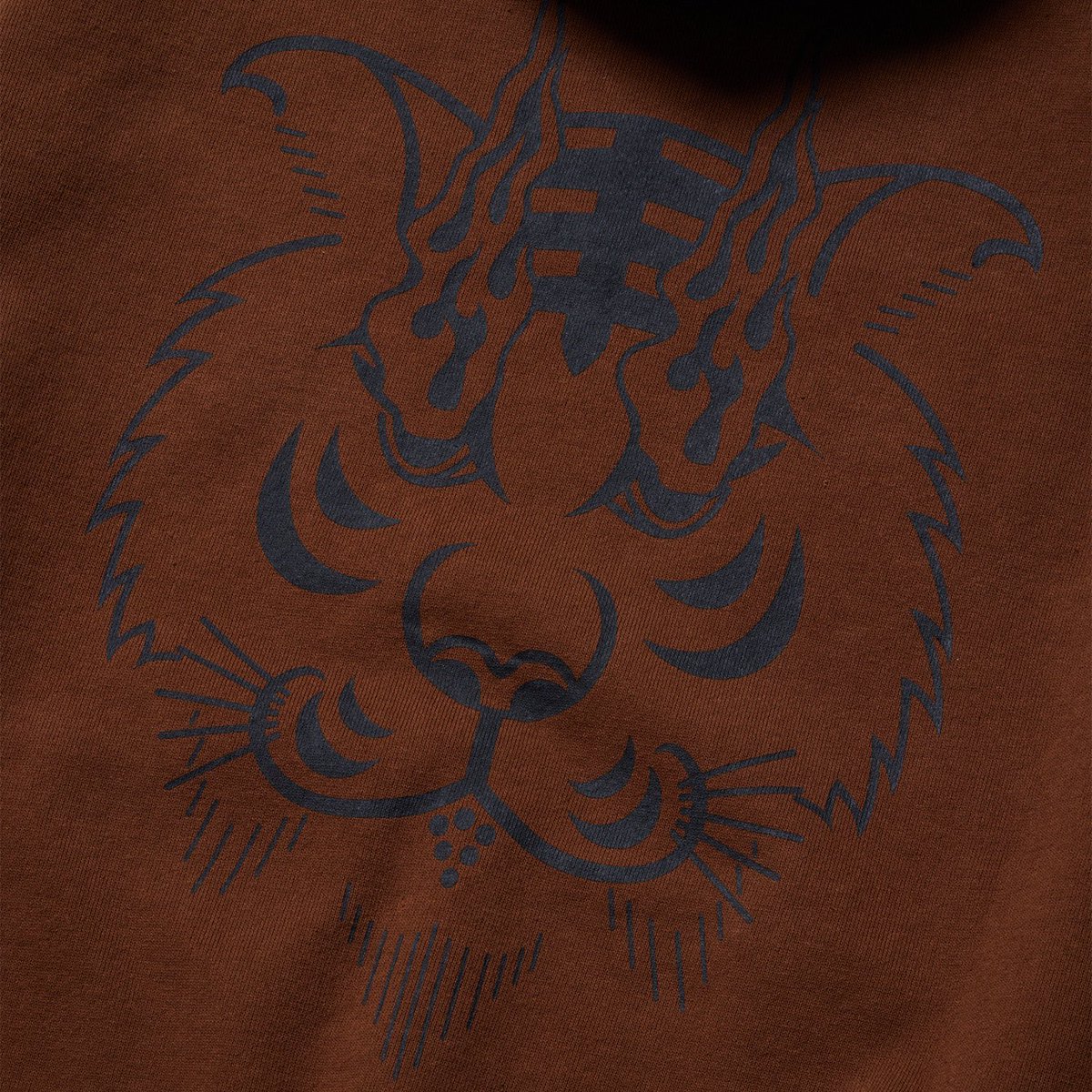 .

【EVISEN SKATEBOARDS x 髙田音楽制作事務所】
<a href="/evisenskateco/">Evisen Skateboardsゑ™</a> と福岡に馴染みのあるラッパー・トラックメーカーの <a href="/5lack6/">髙田音楽制作事務所</a> が所属する髙田音楽制作事務所によるCollaboration Collection。
前回も人気だったEVI TORA LOGOを落とし込んだアイテムや遊びこごろ溢れる感じられるGOODSも要チェック👀