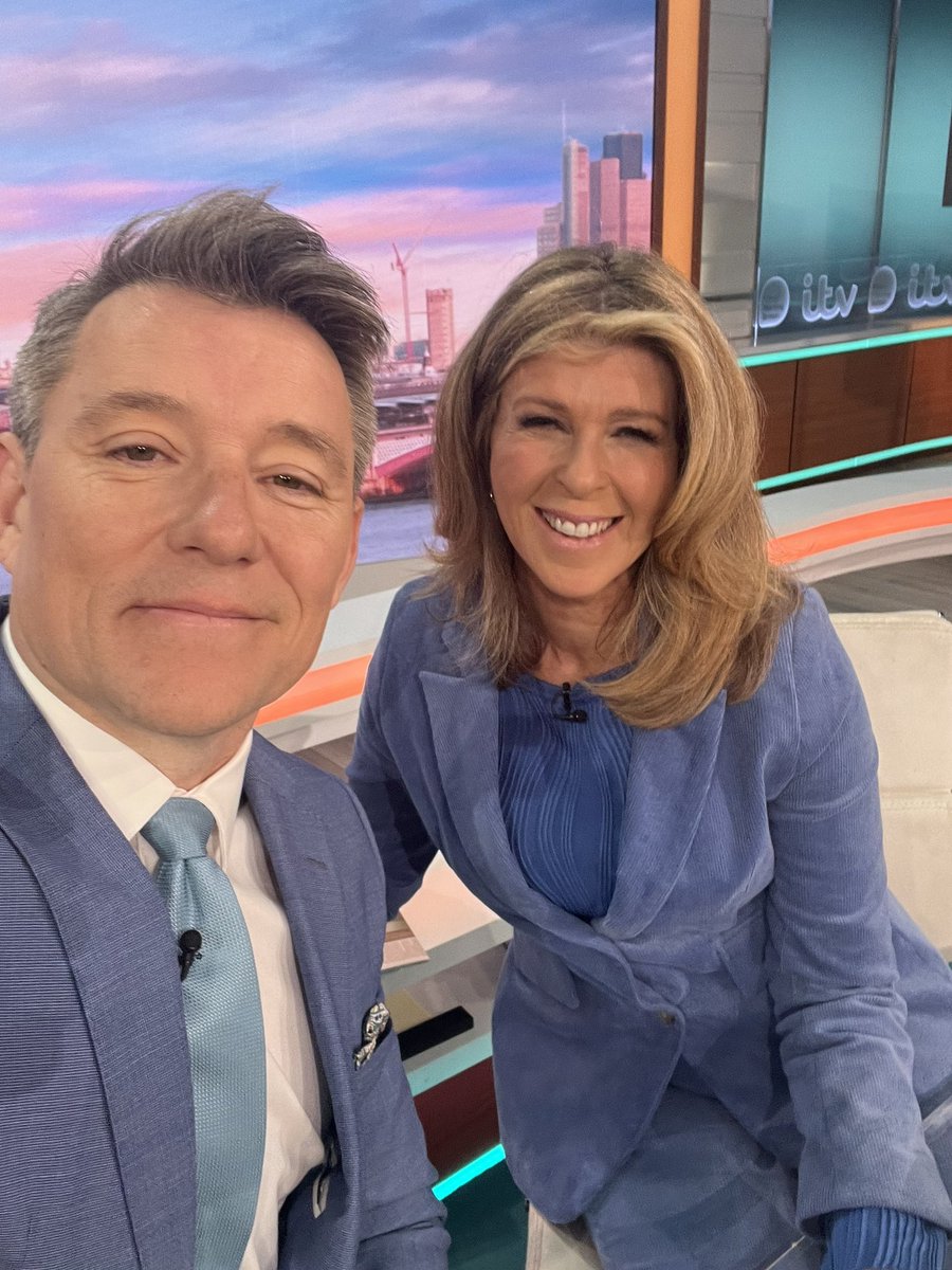 Kate Garraway tweet media