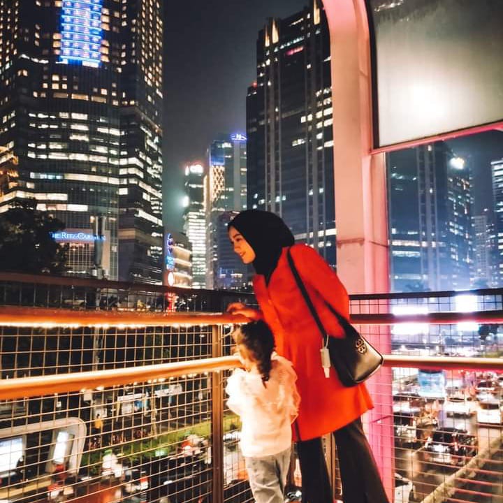 endriismidianto's tweet photo. Selamat bertambah umur mamanya kakak adek https://t.co/H03pJcKd2k