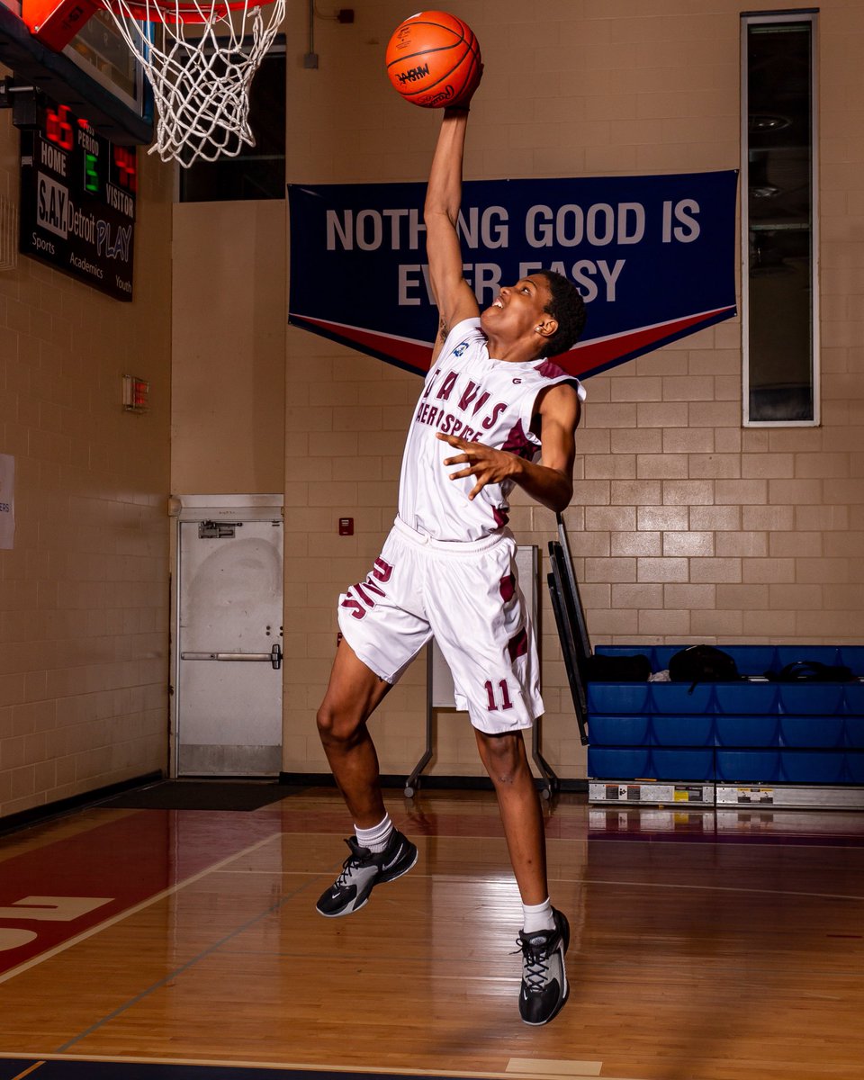 Davis__Hoops's tweet photo. Junior Captain Davion Buford scored a career high 17 points, including a personal 7-0 run in the final minutes to ensure the comeback victory. https://t.co/MRUEhwgiQ2