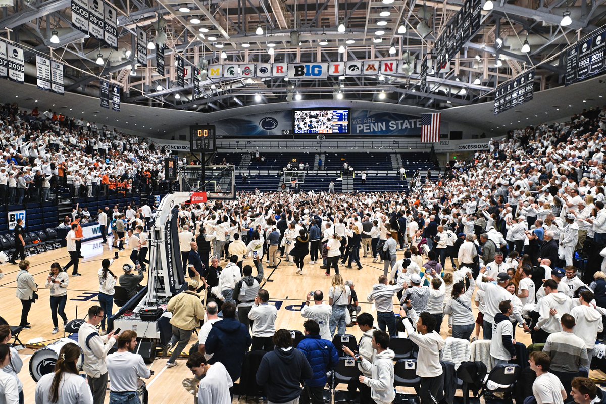 PennStateMBB's tweet photo. Don’t call it a return, call it a 𝘾𝙊𝙈𝙀𝘽𝘼𝘾𝙆. 💥

#WeAre https://t.co/xLo4YSKeiJ