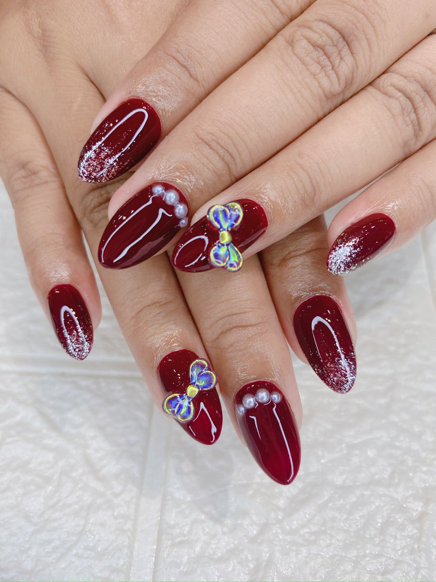 erikadmys's tweet photo. Kali pertama nail art seheboh ini dan pakai warna merah. Gak expect akan sebagus ini jadinya 🥹👍🏼 https://t.co/jdxUsw0qvf