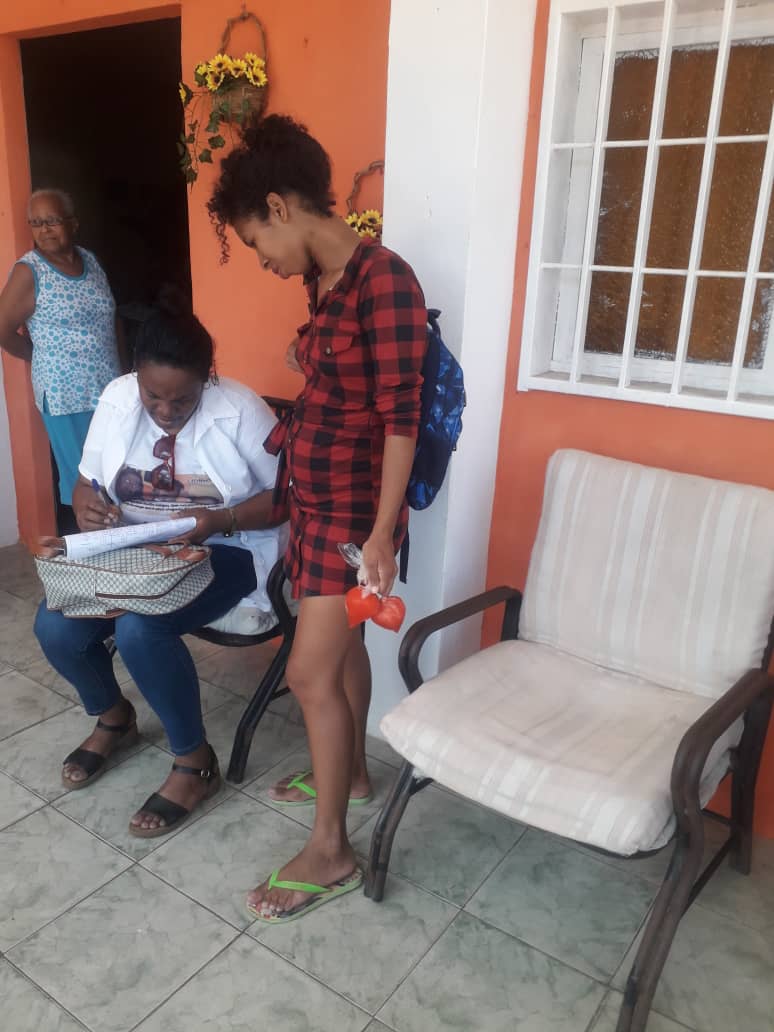 SosaAlexey's tweet photo. Estado Bolívar se Realiza visita y Control al los CMP del CDI El Roble,Parroquia Simón Bolívar. 
Realizando una supervicion  Metodológica al proceso de Barrio Adentro 1 , para evaluar la Asistencia médica integral de la población 
@AngelLe5787021
@cubacooperaven 
@YoaniBueno https://t.co/unXJWuipt9