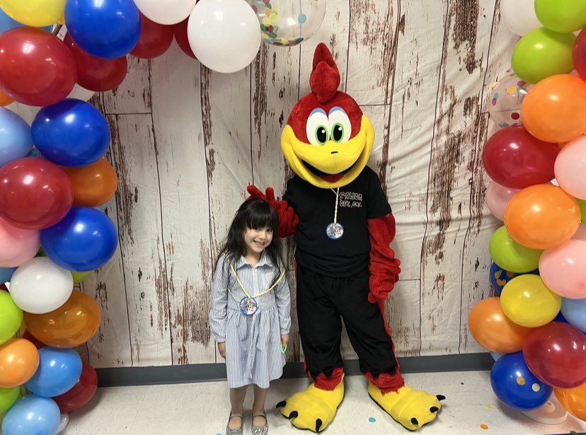 CraneSchools's tweet photo. 🤩 It’s a wrap on Salida del Sol Elementary School’s Registration Night! Thank you to everyone who attended and registered, to our awesome staff for showing everyone why Salida is a special school, and to our PTO for always showing up for us and the kids! #WhyCrane #RegisterNow https://t.co/UfSp7qmIQJ