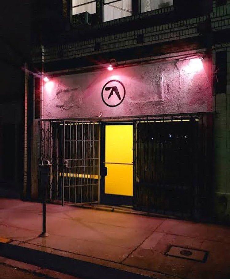 djmarkfarina's tweet image. 