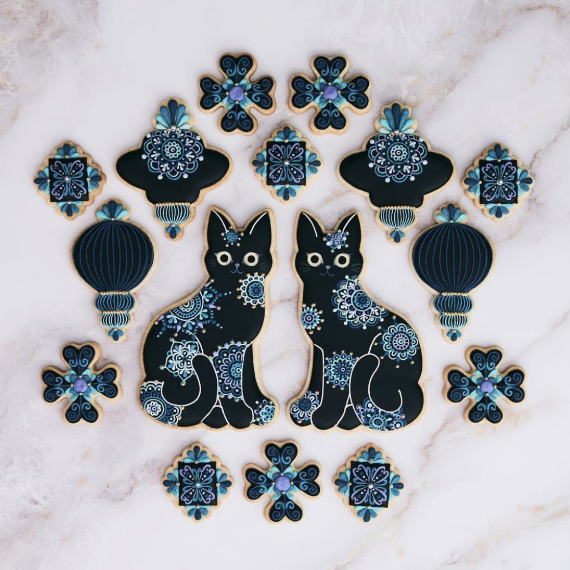 kunimilky6's tweet photo. Oriental black cat cookies 🖤

#ネコの日 https://t.co/rGVlmPKGbo