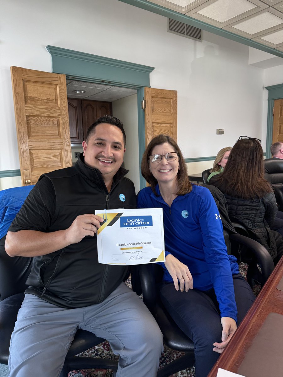 Rico10x's tweet photo. Honored to be selected as the January MVP for the Bank of Ann Arbor, Livingston! This recognition is a testament to the dedication and hard work of our entire team at UniFi Equipment Finance, where we provide top-notch financing solutions. https://t.co/UCQrxbQYhf