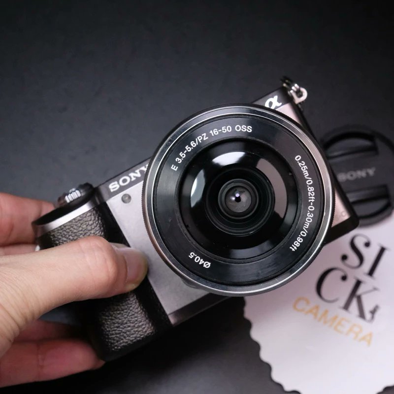 #SonyA5100 +lens 16-50mm f3.5-5.6  ประกัน 2 เดือน พร้อมอุปกรณ์ ✅ผ่อนชำระได้
พิกัดร้าน shope.ee/8UkrjkU2EC

#กล้องดิจิตอลมือสอง #กล้องมือสอง #กล้องถ่ายรูปมือสอง #camera #sony #lens #ช้อปปี้ถูกชัวร์ #ไอ้ทอย #น้องนุ่น #ไบร์ทวิน #หลานม่า #รอเจอTrailerหลานม่า #ถ่ายรูป