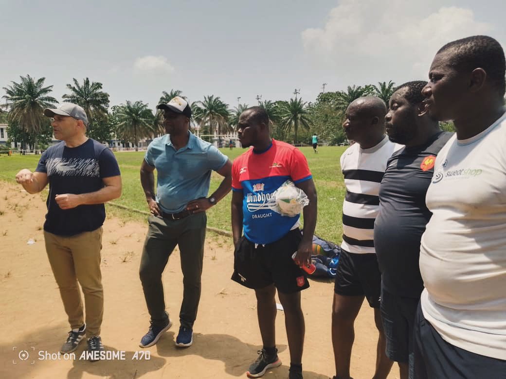 📸 Ce dimanche 18 février 2024, c'est tenu une formation sur le "TOUCH RUGBY"🇨🇮🏉 au sein du lycée classique d'Abidjan à Cocody.

linkedin.com/feed/update/ur…
