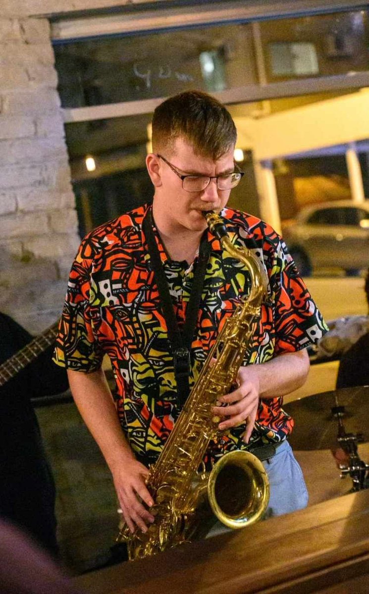 JazzMusicInst's tweet photo. Looking for some jazz this Friday evening?

Every Friday at Nosferatu Distillery in Bowen Hills, catch JMI Students swinging into the weekend from 6-8PM with some of their fave standards.

This Friday is Saxophonist, Mason Harvey 🎷 See you there!
- 
#brisbanejazz #livejazz https://t.co/3slTNmhOiJ