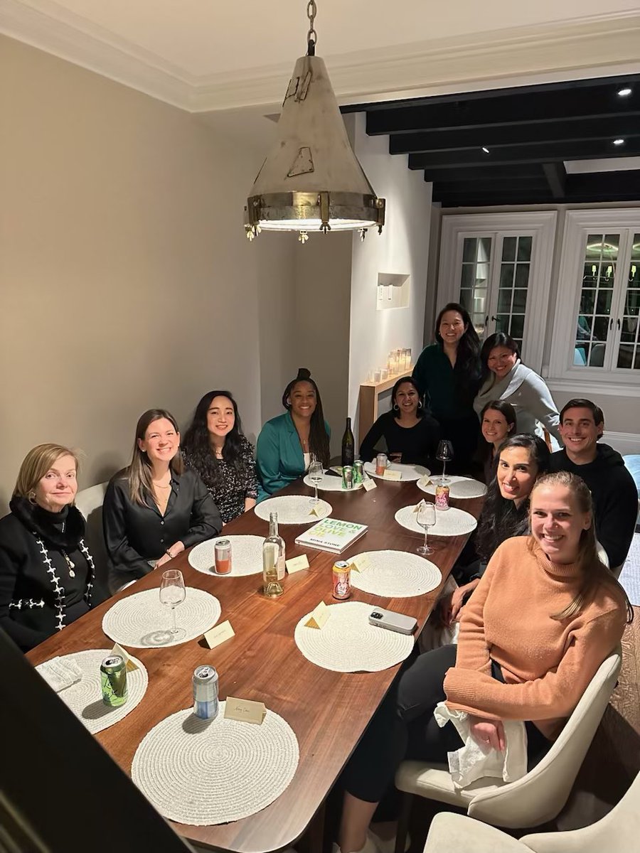 Hosted a wonderful dinner for institutional LPs tonight in NYC. We all shared hot takes on what is over-hyped and under-hyped right now 🔥 

Thanks to my LPs <a href="/BiedermanRob/">Rob Biederman</a> <a href="/NancyLChou/">Nancy Chou</a> for providing us w/the space, and to <a href="/shriyanevatia/">Shriya Nevatia</a>, <a href="/ZeezaCole/">Zeeza Cole</a> &amp; others not on X who joined!