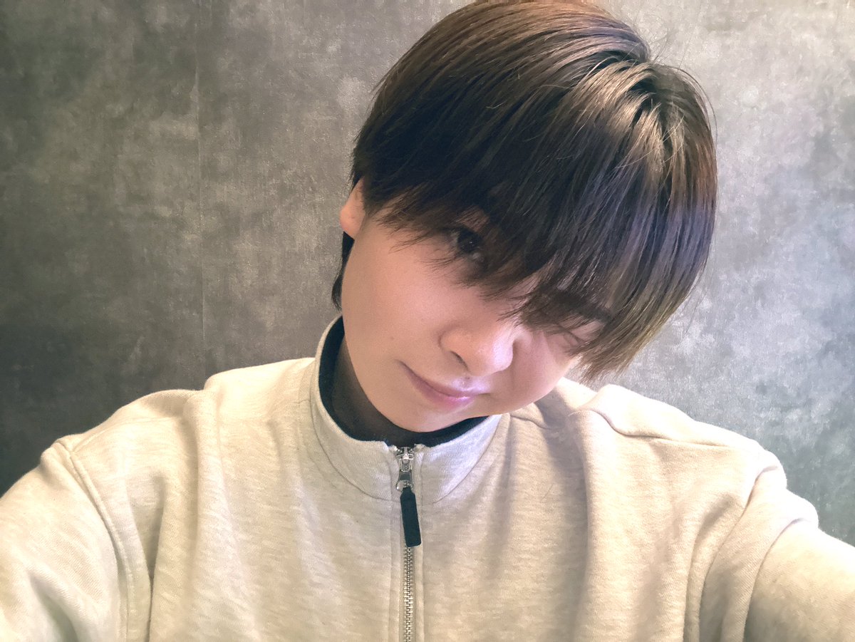 seichichi_0313's tweet photo. ひっさびさに自撮りでも載せてみる

髪サ��サラになったんだゼ https://t.co/qDCo84y8qi