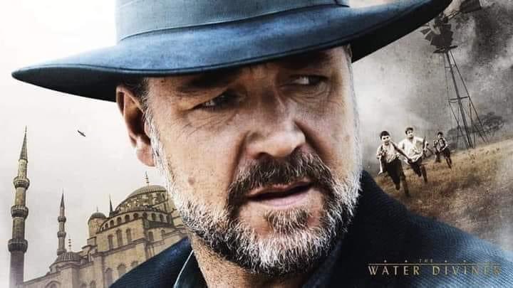 'Türk’ün Türk’e düşmanlığı! Adı, Russell Crowe… 7 Nisan 1964 Wellington, Yeni Zelanda doğumlu. “Gladyatör” filmiyle Oscar aldı. Altın Küre ve Bafta ödüllerini de kazandı. Tanıyorsunuz; dünyaca tanınmış bir aktör… İlk yönetmenlik denemesinde bizden bir hikaye anlattı: Son Umut……