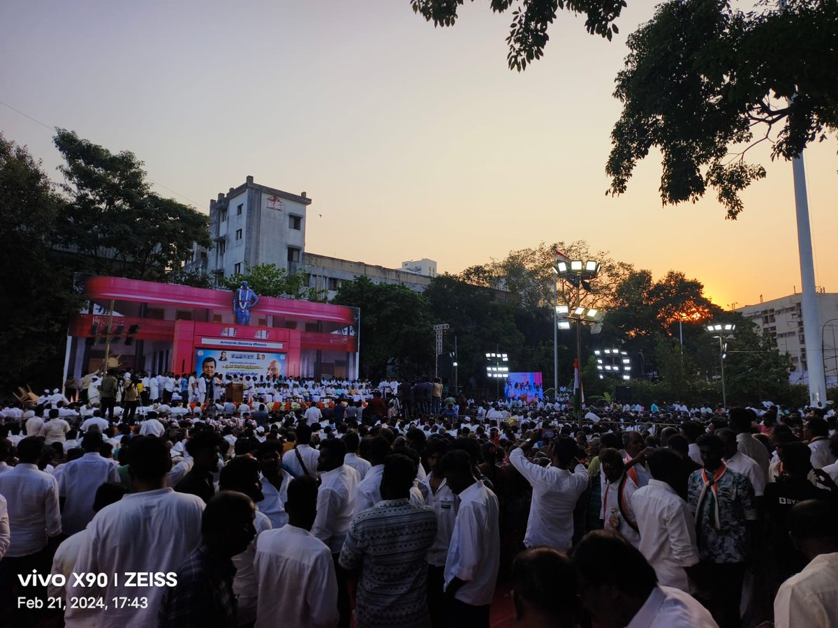 JAslamBasha's tweet photo. Participated in Oathing ceremony of Thiru Selvaperunthagai K  as President of Indian National Congress - Tamil Nadu 
It's very Tremendous Program and New Blood Circulated in each very Cadre of the Congress Party.
#selvaperunthagai 
#TNCC 
@RahulGandhi
@ShayarImran @KRajuINC https://t.co/UN4p5JNCCR