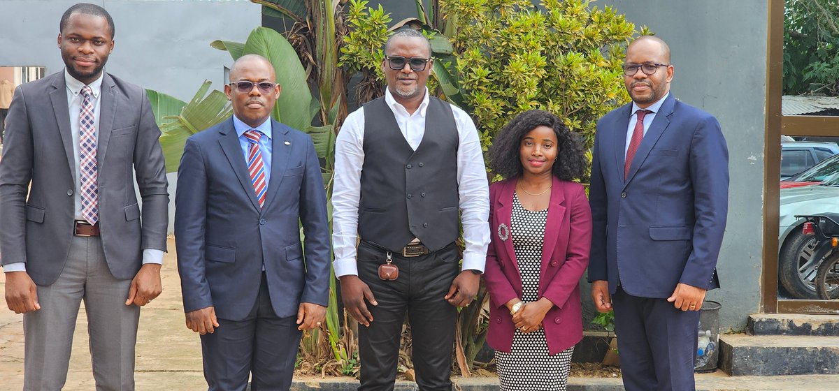 congosynergy's tweet photo. The team from @EcobankRDC  visited us yesterday at our offices and assisted us with opening the escrow account. Our CEO @guymutombo96778 shared insights about our services.
.
.
.
.
.
.
.
.
.
.
.

#seedstock https://t.co/eZa5dEYOhL
