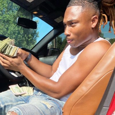 weget_money2's tweet photo. #NewProfilePic https://t.co/GeXlCILan4