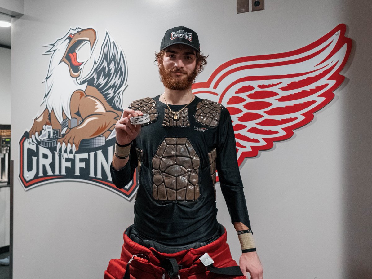 griffinshockey's tweet photo. 1️⃣st of many ❌ 👏 #GoGRG https://t.co/uKjgKVs6kO