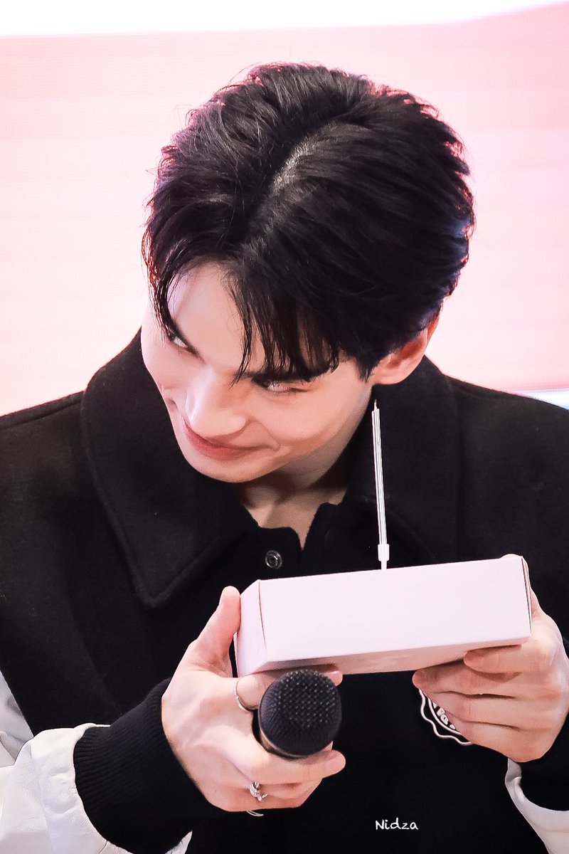 NIDZA7822's tweet image. แหมมมม วินเมก็คือวินเม🤣🤣🎂🎂🎂  ถึงจะร้ายฉันก็จะรัก   
555  

#winmetawin 
@winmetawin 
#WINfinity2024