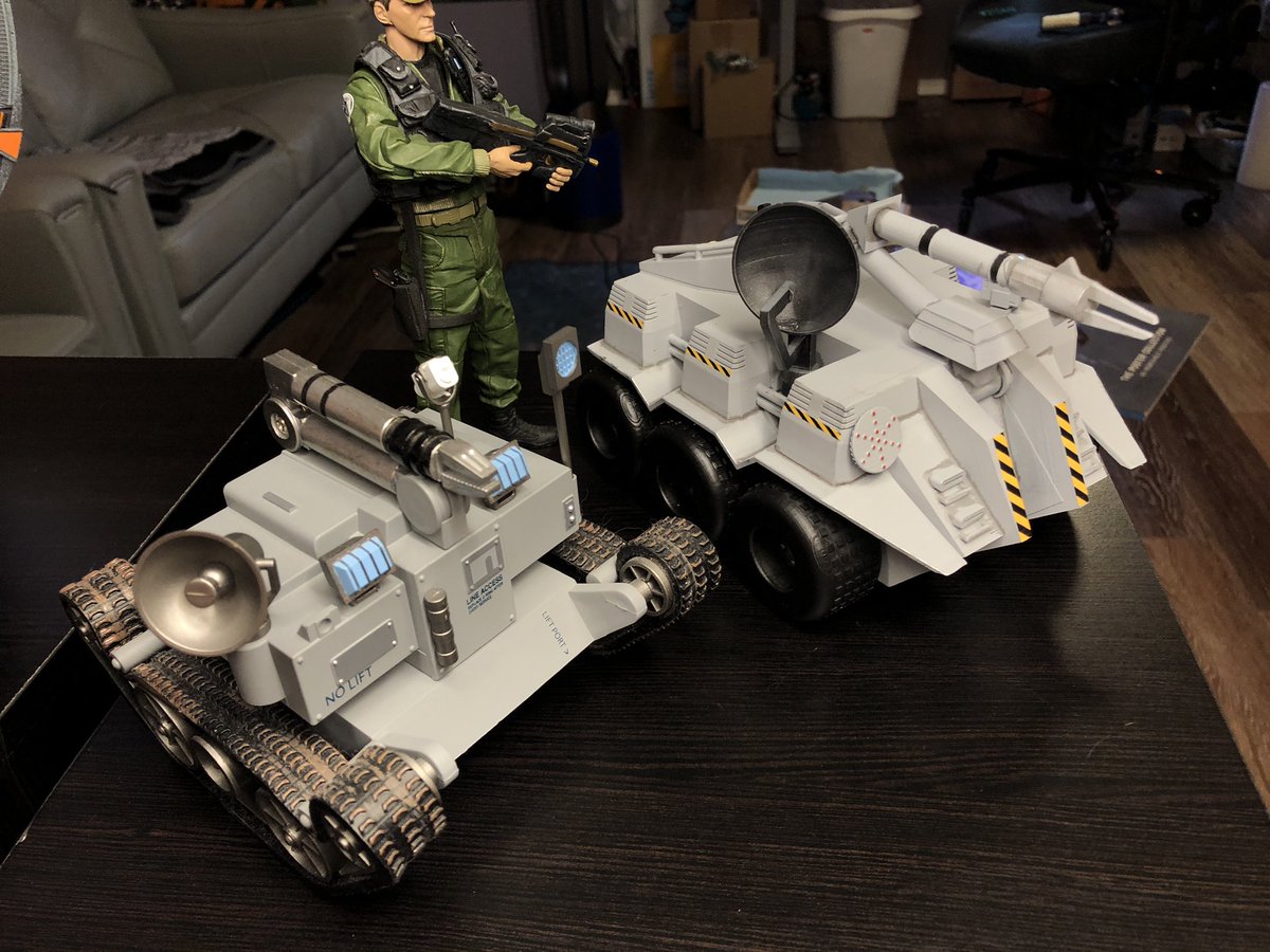 GeekToyLove's tweet photo. @SGAGateBuilder Added the stripes decals to the MALP and it is done. (Note to self: I shoulda bought decals like these ages ago)
Here with the DST BAF MALP, Stargate, and Col O’Neill
#2024Commissions #GeekDen https://t.co/HlWkGmfpFS
