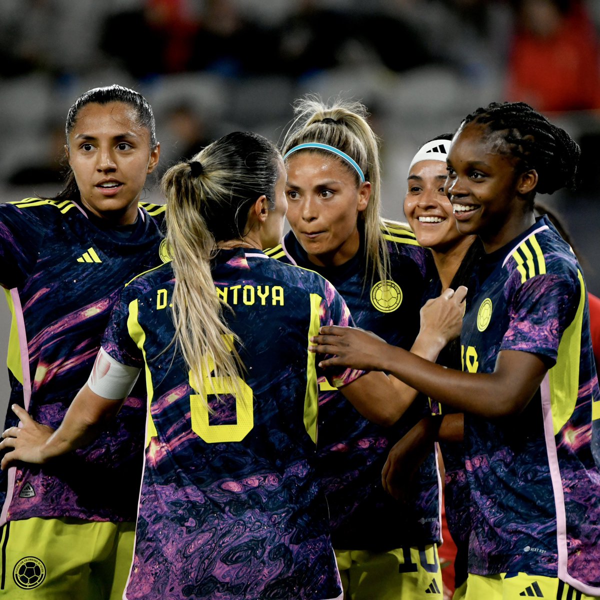 FCFSeleccionCol's tweet photo. 📸 ¡𝐔𝐧 𝐝𝐞𝐛𝐮𝐭 𝐬𝐨𝐧̃𝐚𝐝𝐨! 🤩

🇨🇴 6 - 0 🇵🇦

#TodosSomosColombia 🇨🇴 https://t.co/JQk8VJDcdj