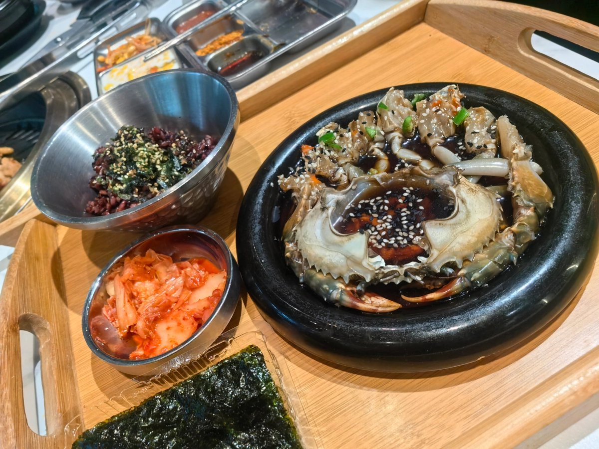 久しぶりに韓国料理を食べて緊張しています😅