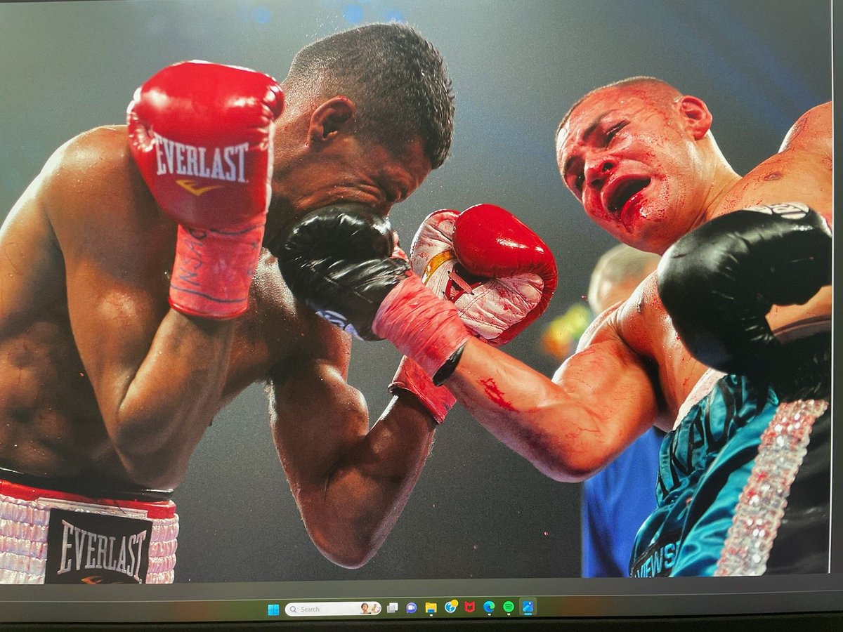 MileHighMike303's tweet photo. That Uppercut 💪🏾🙏🏽🤜🏾🥊💯 https://t.co/KGhXSFMgPF