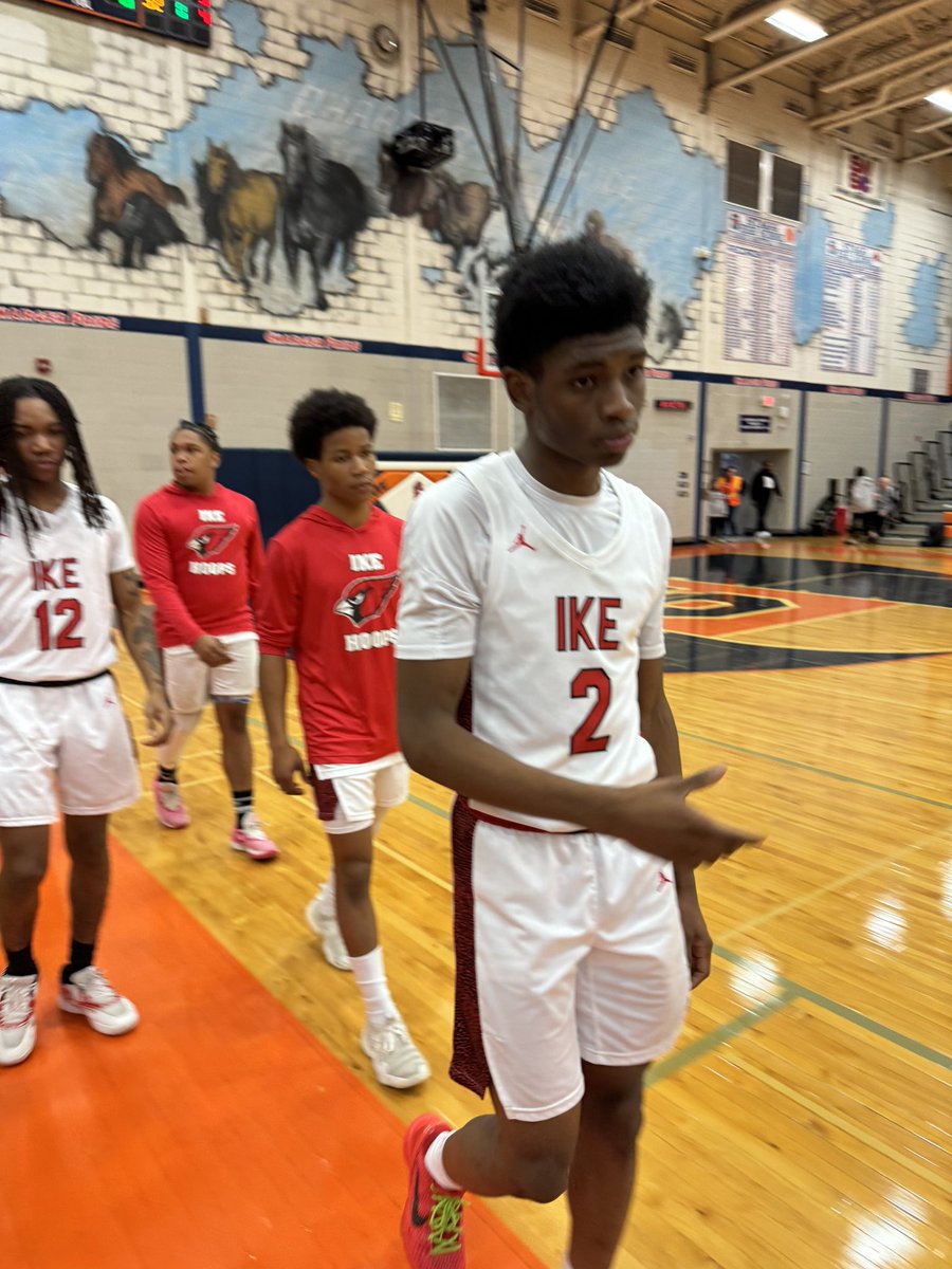 Stagg Regional Semifinal Stagg 58 Eisenhower 56 (F) Connor Williams 15 pts, Stagg Domas Narcevicious 12 pts, Stagg Ayipey Salinas 16 pts, Eisenhower AJ Abrams 14 pts, Eisenhower Congratulations @StaggHoops Heck of a Season @IKEHoopsDDE