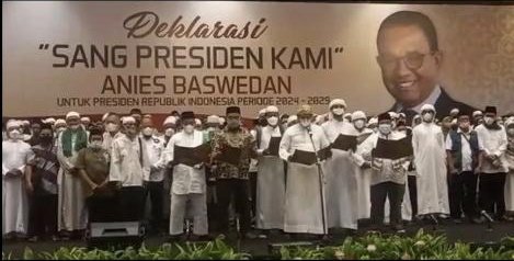 Gerombolan yg sama ini dulunya adalah pendukung <a href="/prabowo/">Prabowo Subianto</a> di 2014 dan 2019. Begitu mereka pindah dukungan Prabowo langsung menang. Paham kan kenapa selama ini kami bilang beban <a href="/aniesbaswedan/">Anies Rasyid Baswedan</a> adalah pendukungnya sendiri.