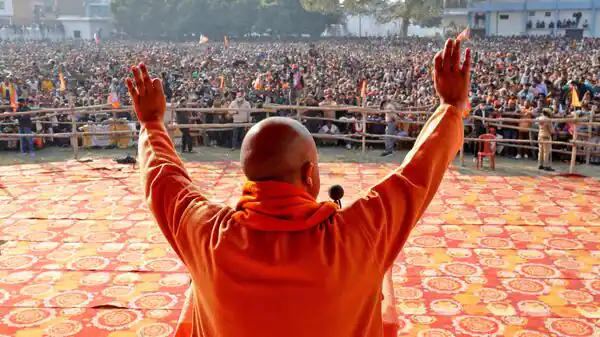 TheHardNewsD's tweet image. 🗳️ #LucknowUpdate: Voting drill for Rajya Sabha elections set for 26th Feb. 
- NDA legislators to practice voting on Feb 26.
- Training session for MLAs at Lok Bhavan.
- Meeting under CM Yogi Adityanath's leadership.
- Guidance on whom to vote for in each group will be provided.