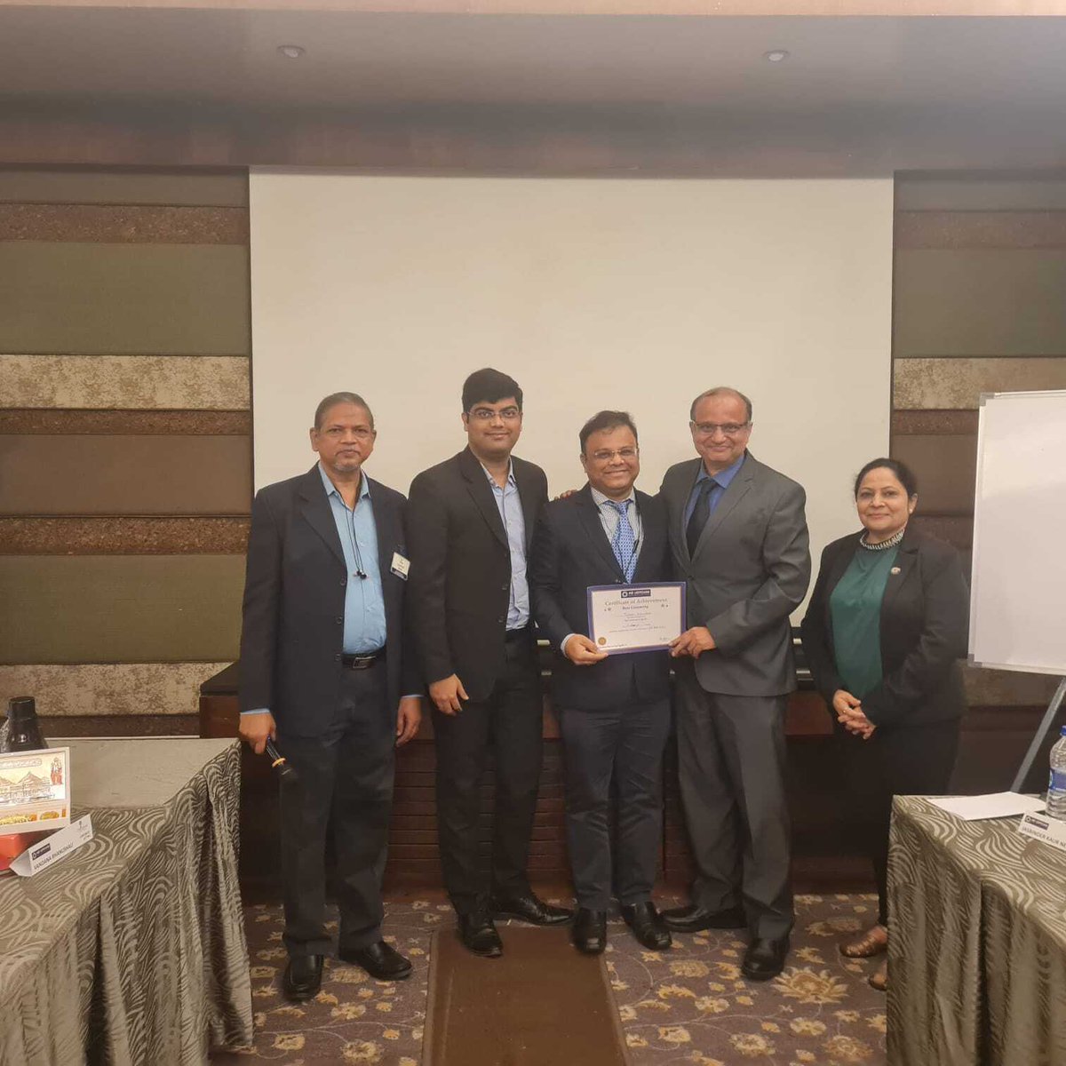MeUdyojak's tweet photo. Excellent Visitor Day meeting of 𝗠𝗲𝘂𝗱𝘆𝗼𝗷𝗮𝗸 𝗖𝗵𝗮𝗶𝘁𝗮𝗻𝘆𝗮 𝗖𝗵𝗮𝗽𝘁𝗲𝗿 at Andheri. 𝗦𝗵𝗮𝗿𝗲𝗱 𝗯𝘂𝘀𝗶𝗻𝗲𝘀𝘀 𝘄𝗼𝗿𝘁𝗵 𝗺𝗼𝗿𝗲 𝘁𝗵𝗮𝗻 𝟰𝟱,𝟬���,𝟬𝟬𝟬 𝗶𝗻 𝗮 𝘄𝗲𝗲𝗸. https://t.co/RzMeMLExnL
