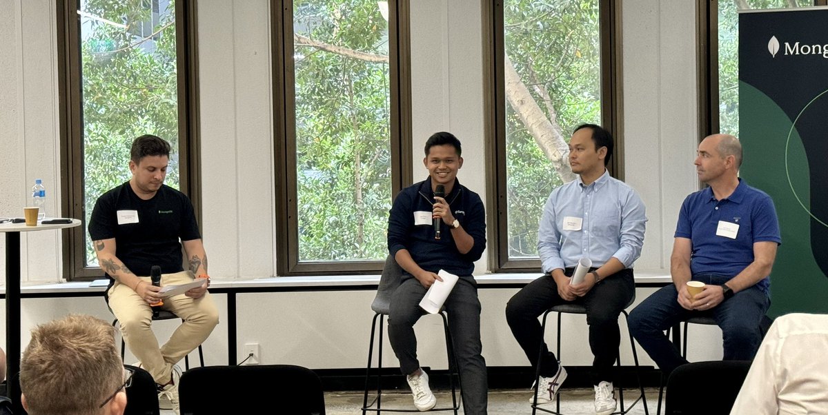 Great session this morning talking about  #GenAi with startups/founders in #sydney. Thanks <a href="/theforage_/">Forage</a> and <a href="/AWSstartups/">AWS Startups</a>  for partnering with us. #MongoDB