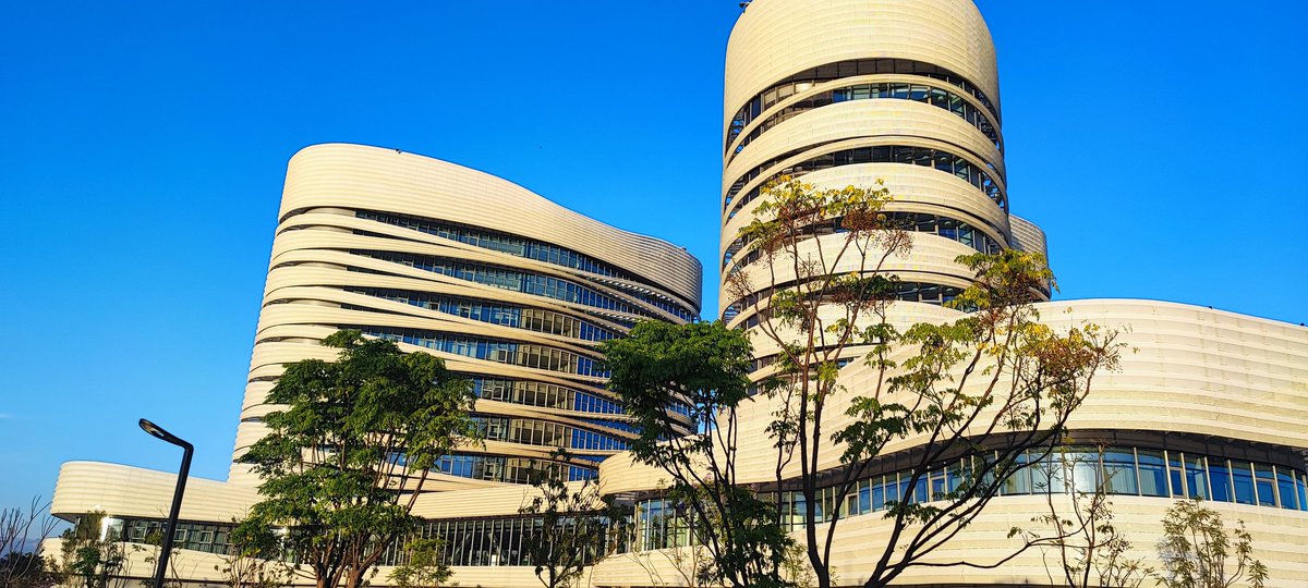 DavidCASIMIR5's tweet photo. Africa has two cutting edge institutions for Public Health and animal health.  The AU-PANVAC (Pan-African Veterinary Vaccine Centre) audits and certifies all veterinary vaccines and Africa CDC(Centre for Diseases Control).  Groundbreaking ceremony of new PANVAC Laboratory complex https://t.co/50FcPkKv19