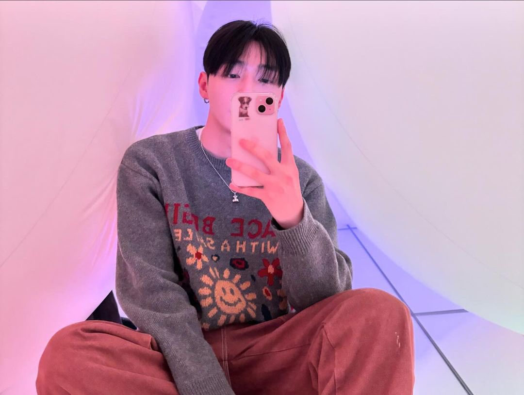 daily_yoon's tweet photo. [#룽앳미]

#윤지성
https://t.co/9JQEYzEMcH https://t.co/v2yJngRFf7