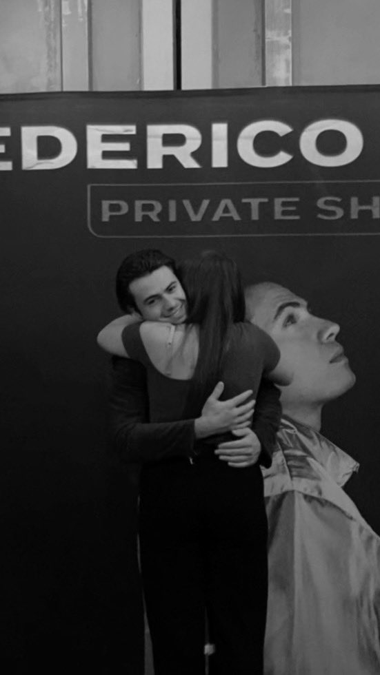 claudia_bef_'s tweet photo. buon compleanno fanciullo, sii felice sempre #Happy30thFederico https://t.co/qcbVTFs0OG