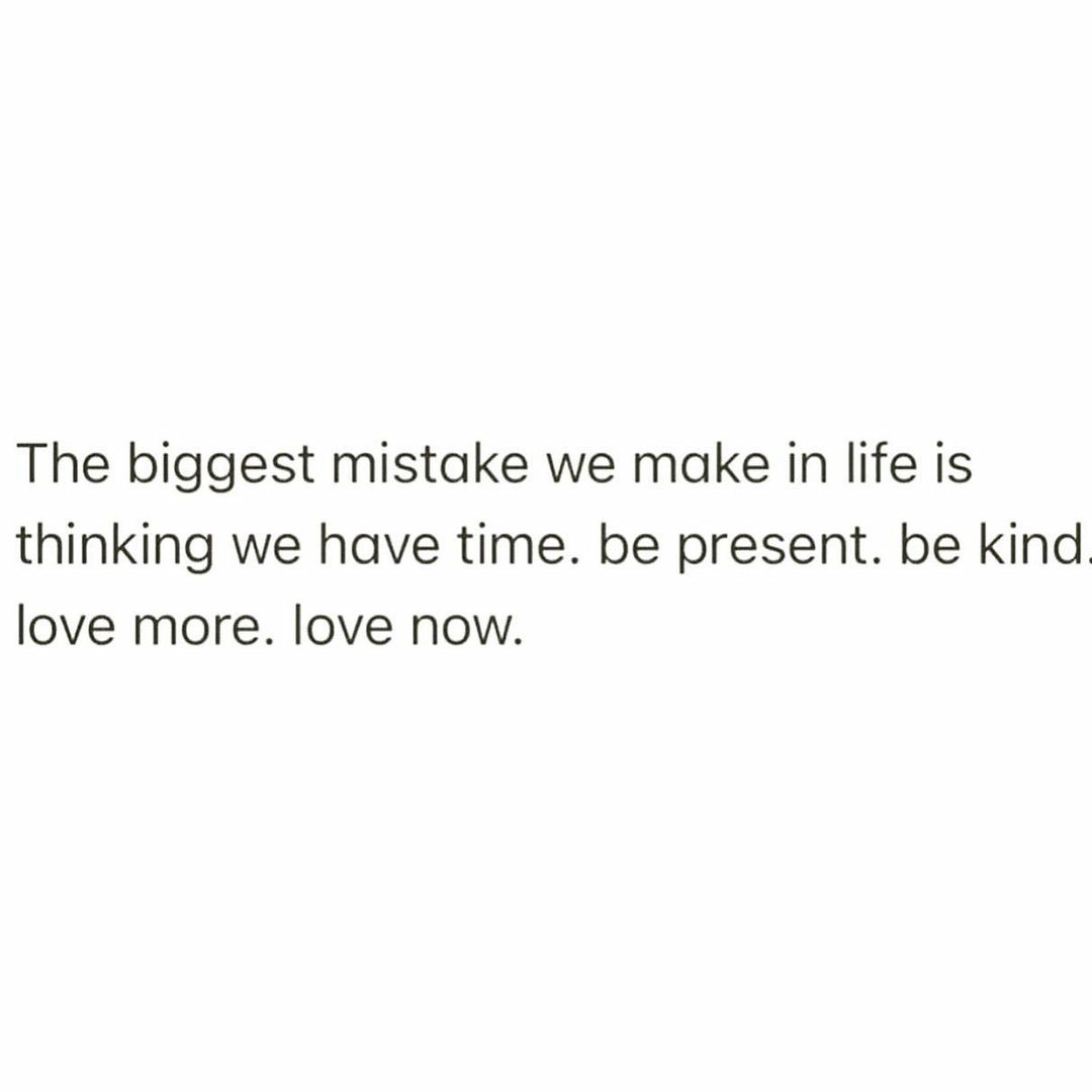 WakeupPeopIe's tweet photo. Don't wait to live your life. Seize the day and cherish the moments you have. https://t.co/6DQlzghq30