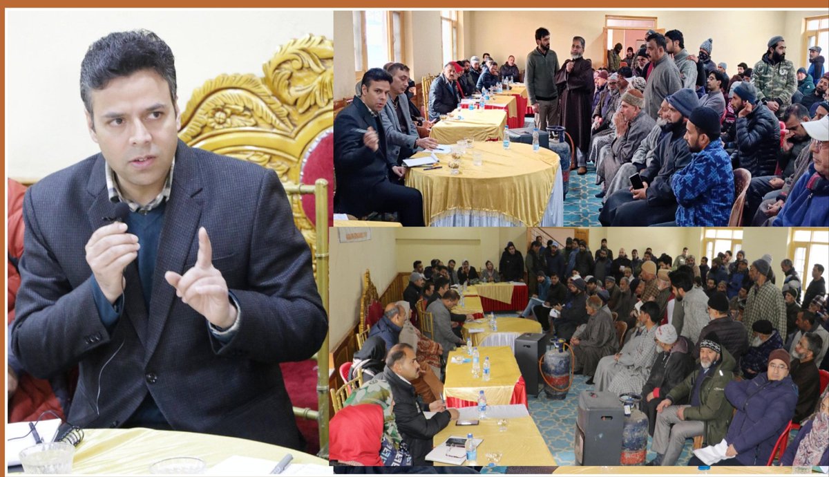 RisingKashmir's tweet photo. #PublicOutreachProgramme: #DCSrinagar holds public grievance redressal camp at #Koolipora, #Khanyar
@DrBilalbhatIAS @srinagaradmin
@ddprsrinagar
https://t.co/9yHKGa9V3V https://t.co/wUltvhDjAB