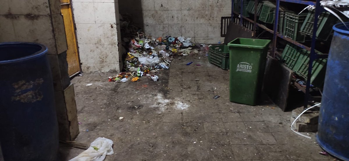 Anand_bigger's tweet photo. @OfficialGNIDA @dmgbnagar @dmnoidacircle Still the same condition. Why is there no action by authority against builder to stop this pollution.

Today latest pics of dumpyard in Samridhi grand avenue society  greater noida west.

@myogiadityanath  @pm https://t.co/lIXVB23wDE