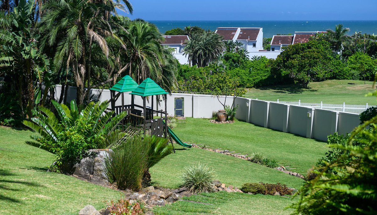 11 on Fairway welcomes families to a haven of coastal charm and tranquillity, offering a family-friendly escape that seamlessly combines luxury with a warm and inviting atmosphere. Situated on the southcoast. #11onFairway #LuxuryRetreat #CoastalElegance #OceanViewEscape