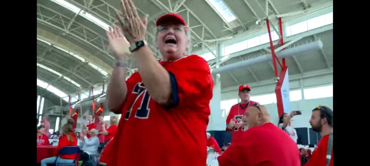 redhedtchr's tweet image. Boy, am I glad to have a day off in the #LTBC! I will need to assemble my team and my battle plan to beat @sweetsweatcj in the next round! I ❤️ my 🔥 🔥 🔥 and I'll be ready to go!! Ideas and help appreciated 😉. #GoFlames