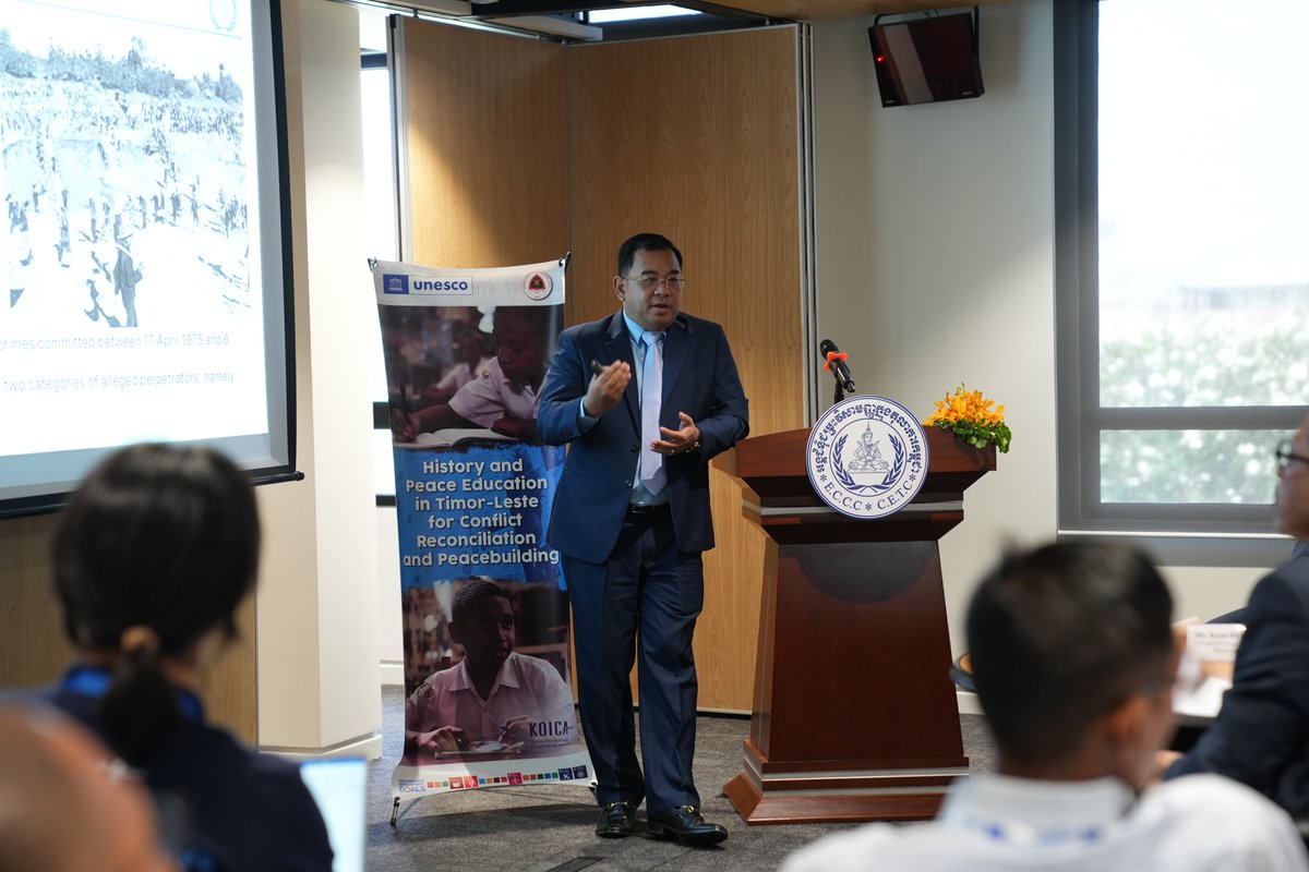KRTribunal's tweet photo. ECCC Co-hosted the Benchmarking Training on Reconciliation and Peacebuilding for Timor-Leste Delegation 👉 https://t.co/X2ZJQ6KmXE @unescojakarta @UNESCOCambodia @CentroChega @UNCambodia https://t.co/x2WJY3dK2D