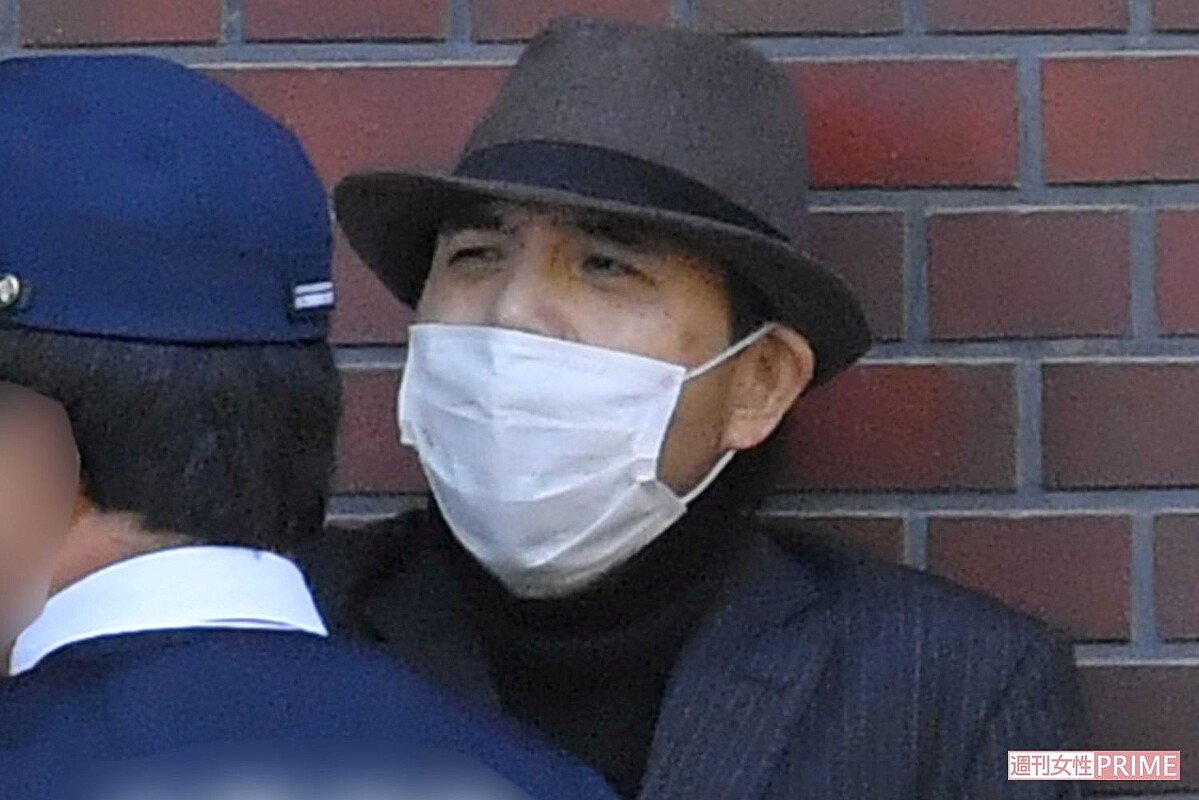 【お値段5万円】号泣議員・野々村竜太郎氏、"恋愛相談"に乗るサービス開始
news.livedoor.com/article/detail…

悩みを打ち明けるには1万5000円、ネット被害の相談や恋愛相談は5万円で「世界的に有名人の私が、あなたのどんな悩みでも受け止めます」としている。2月からは"恋愛トークラジオ"も始めたという。