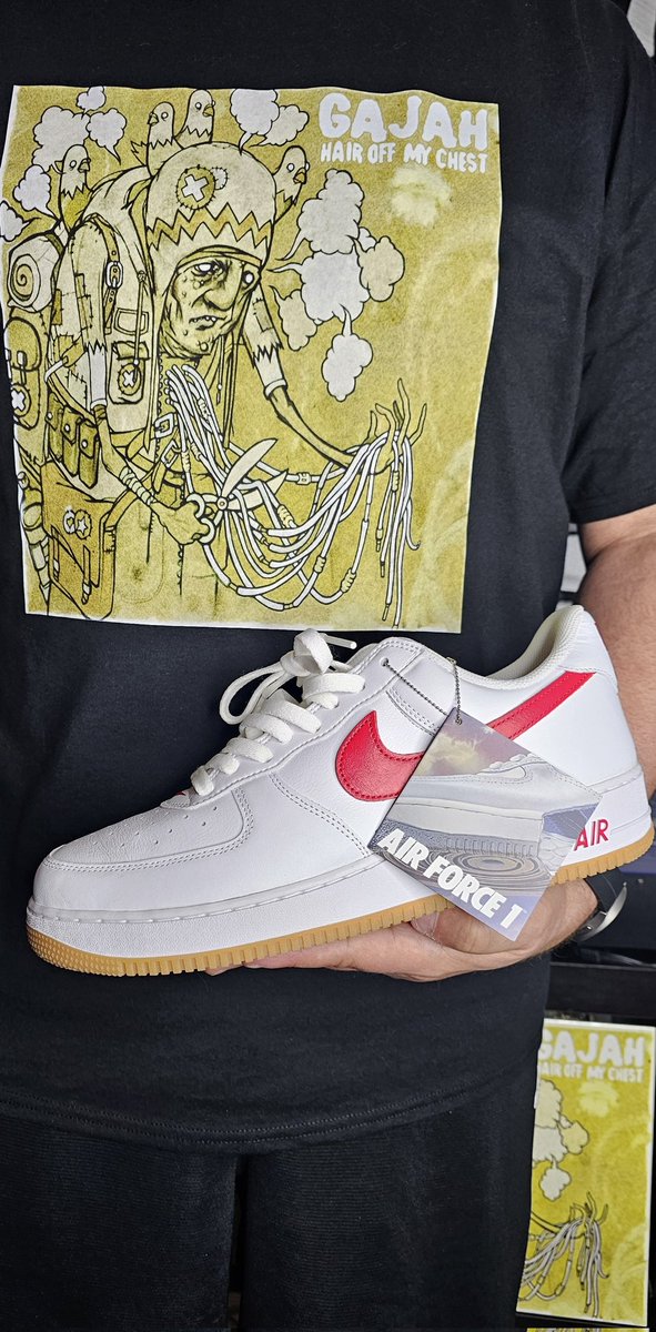 Today For #BHMKOTD I've read that 'No Sneaker Represents This Era Better Than The AF1.' Well....I'll have to take your word for it #Since82 #KOTD #SNKRSKickCheck #SNKRSLiveHeatingUp #YourSneakersAreDope #BHMKOTD24